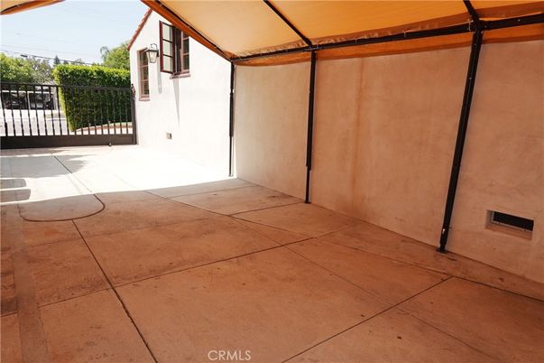 Exterior, Sun Room