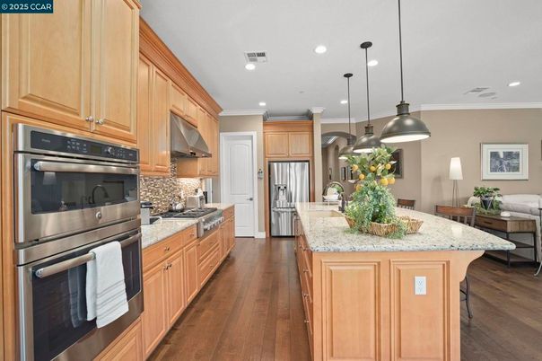 Interior, Kitchen, Living room, Pendant Lights, Recessed Lighting, Stainless Steel Appliances, Wood Texture Flooring