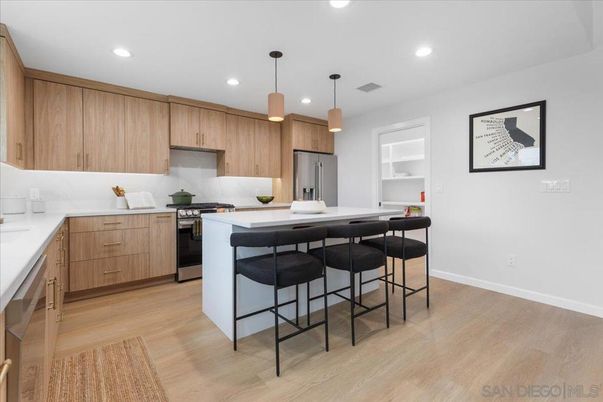 Interior, Kitchen, Pendant Lights, Recessed Lighting, Wood Texture Flooring