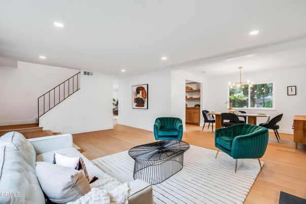 Dining room, Interior, Living room, Pendant Lights, Recessed Lighting, Wood Texture Flooring