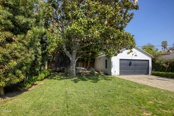Backyard, Detached Garage, Exterior