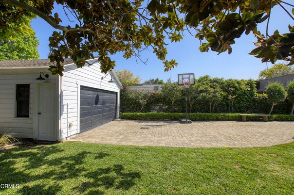 Backyard, Detached Garage, Exterior