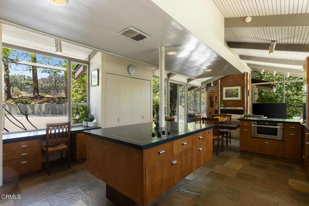 Dining room, Interior, Recessed Lighting