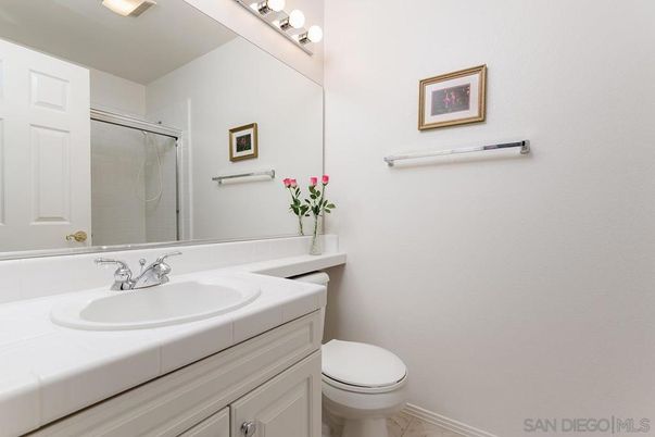 Bathroom, Interior, Tile Countertops