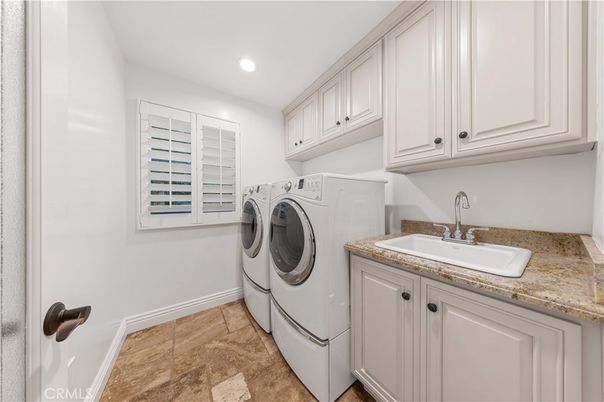 Interior, Recessed Lighting, Washer