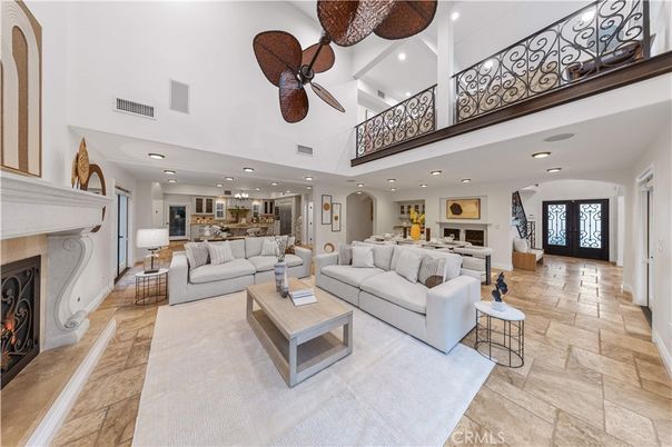 Fireplace, Interior, Living room, Recessed Lighting