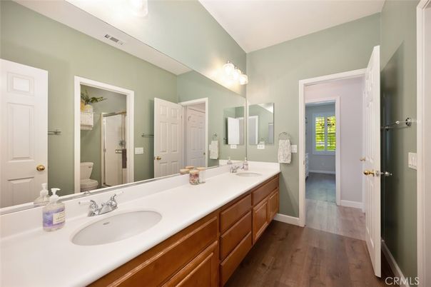 Bathroom, Dual Sink Vanities, Interior, Wood Texture Flooring