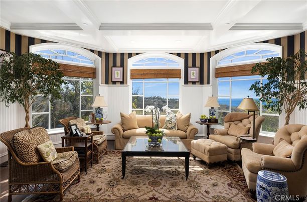 Interior, Living room, Recessed Lighting, Water