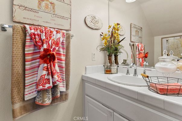 Bathroom, Interior, Tile Countertops