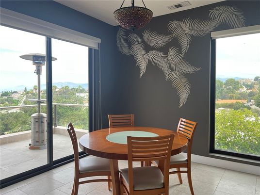 Dining room, Interior