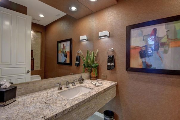 Bathroom, Interior, Recessed Lighting