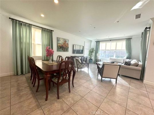 Dining room, Interior, Living room, Recessed Lighting