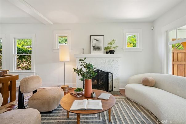 Fireplace, Interior, Living room
