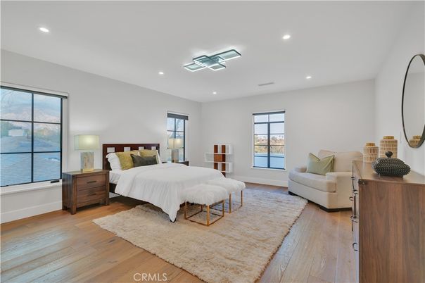 Bedroom, Interior, Recessed Lighting, Wood Texture Flooring