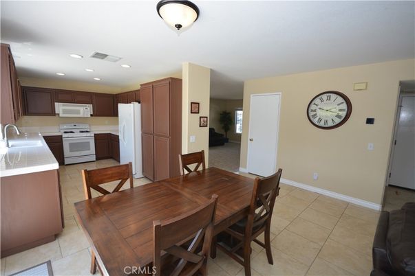 Dining room, Interior, Kitchen, Recessed Lighting