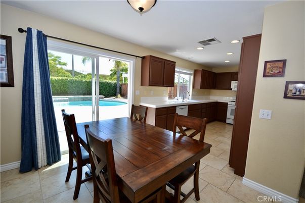 Dining room, Interior, Kitchen, Recessed Lighting