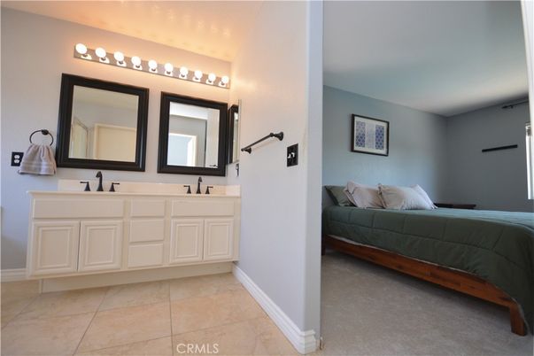 Bathroom, Bedroom, Dual Sink Vanities, Interior