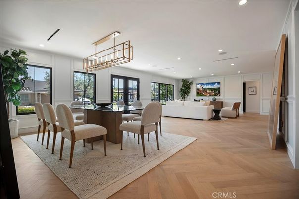 Dining room, Interior, Living room, Pendant Lights, Recessed Lighting, Wood Texture Flooring