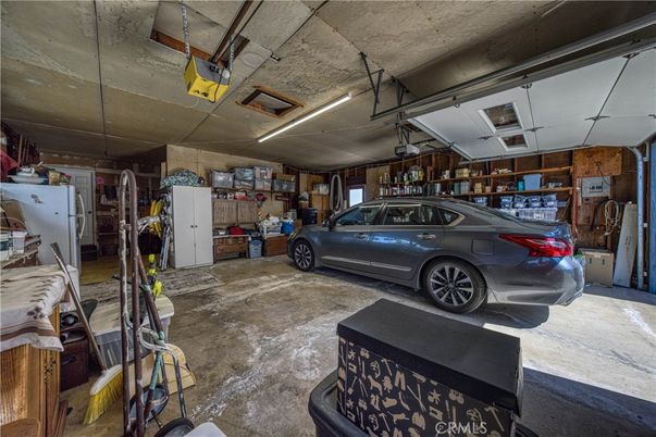 Garage, Interior