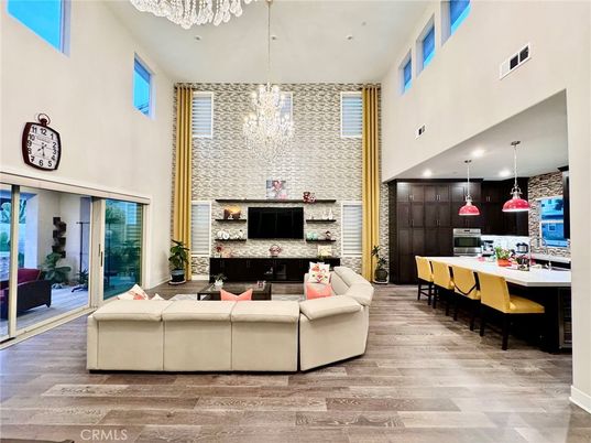Chandelier, Dining room, Interior, Living room, Pendant Lights, Recessed Lighting, Wood Texture Flooring