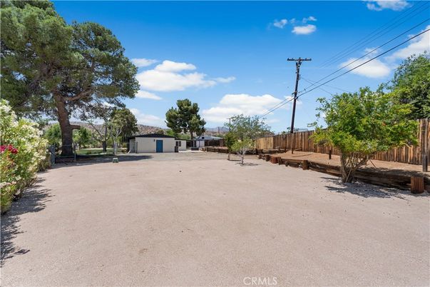 Backyard, Detached Garage, Exterior