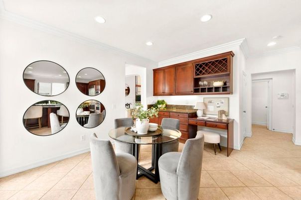 Dining room, Interior, Recessed Lighting