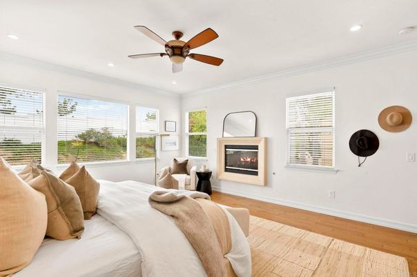 Bedroom, Fireplace, Interior, Recessed Lighting, Wood Texture Flooring