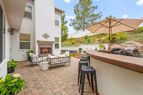 Exterior, Fireplace