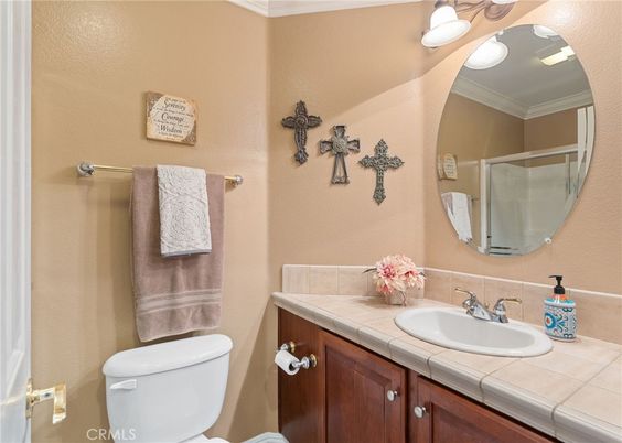 Bathroom, Interior, Tile Countertops