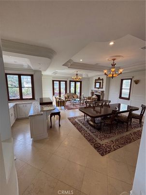 Chandelier, Dining room, Interior, Living room, Recessed Lighting