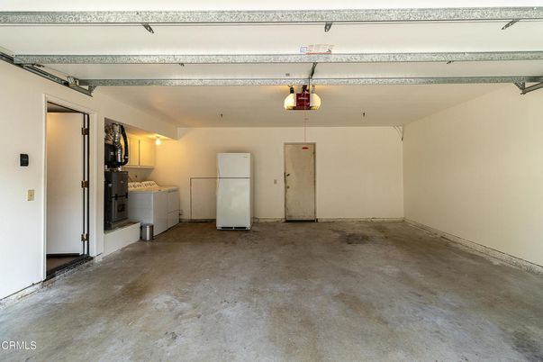 Garage, Interior, Washer