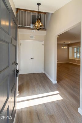 Empty room, Interior, Pendant Lights, Recessed Lighting, Wood Texture Flooring