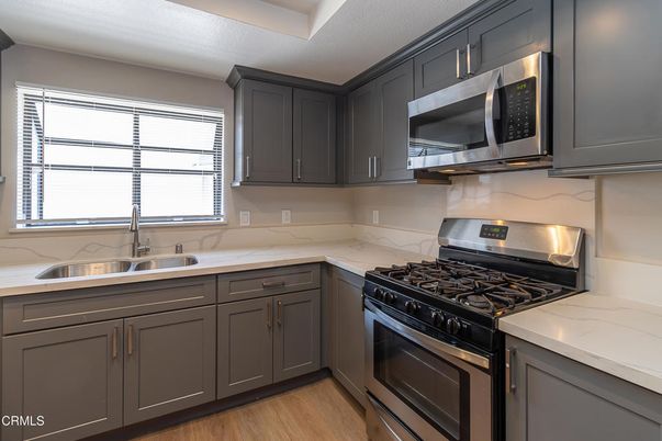 Interior, Kitchen, Stainless Steel Appliances, Wood Texture Flooring