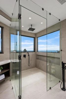 Fitness Equipment, Interior, Recessed Lighting, Water