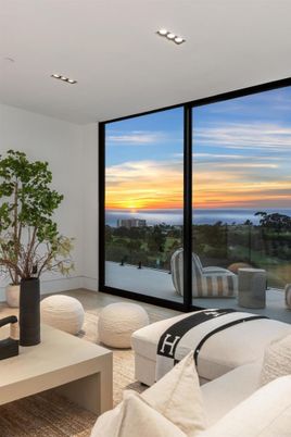 Interior, Living room, Recessed Lighting, Water
