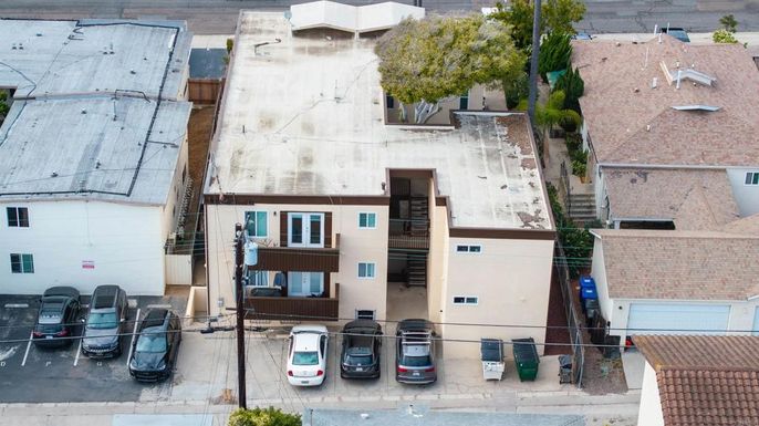 Exterior, Drone