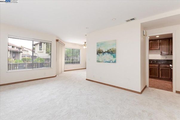 Empty room, Interior, Kitchen, Recessed Lighting