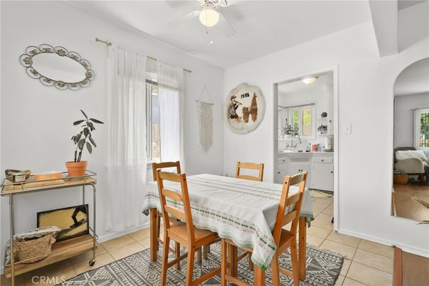 Dining room, Interior