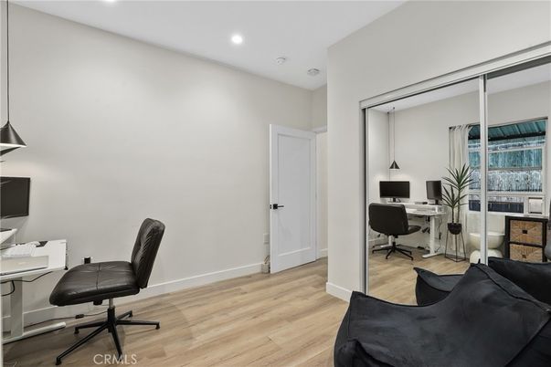 Home Office, Interior, Recessed Lighting, Wood Texture Flooring