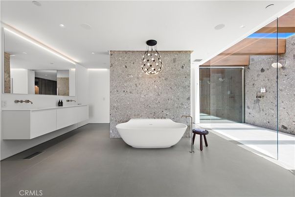 Bathroom, Dual Sink Vanities, Free Standing Baths, Glass Shower, Interior, Pendant Lights, Recessed Lighting