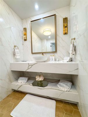 Bathroom, Interior, Marble Walls, Recessed Lighting