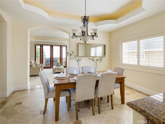 Chandelier, Dining room, Interior