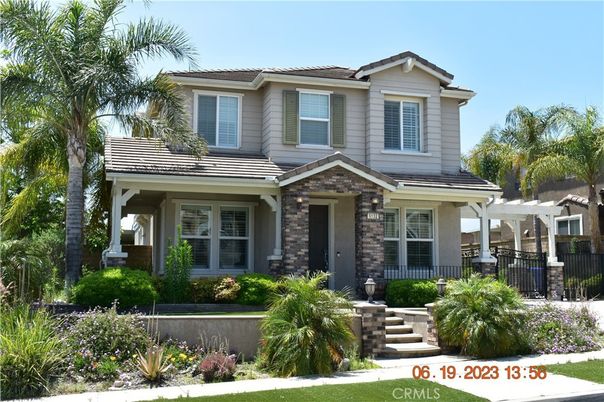 Exterior, Facade, American Craftsman