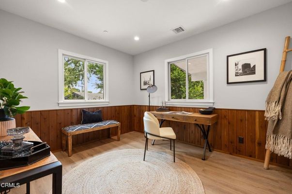 Home Office, Interior, Recessed Lighting, Wood Texture Flooring