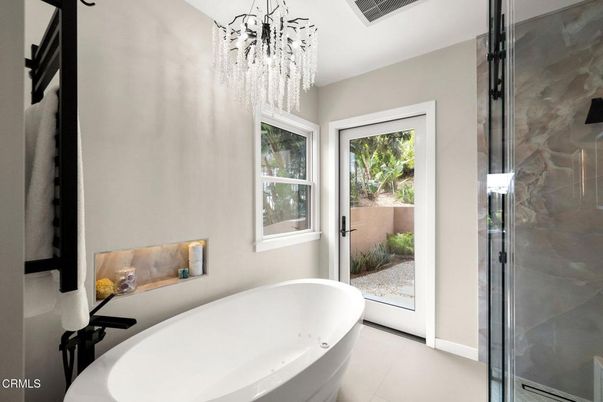 Bathroom, Free Standing Baths, Interior