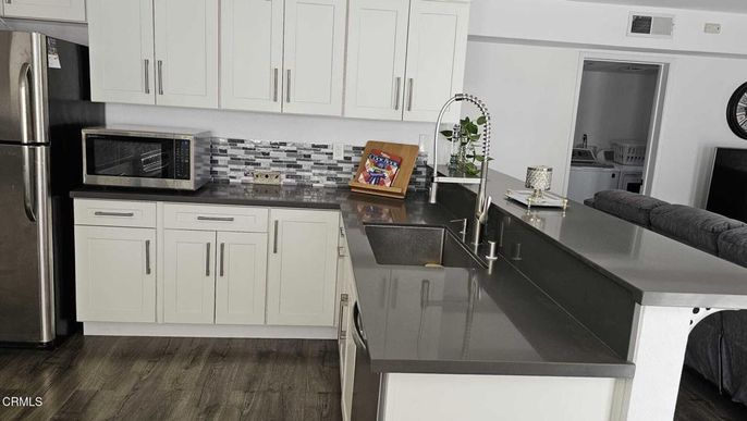 Interior, Kitchen, Wood Texture Flooring