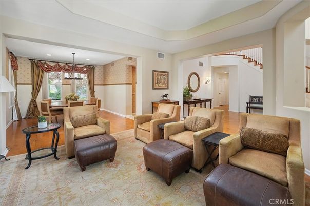 Dining room, Interior, Living room, Pendant Lights, Recessed Lighting, Wood Texture Flooring