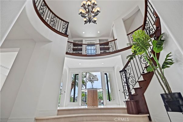 Chandelier, Interior, Recessed Lighting