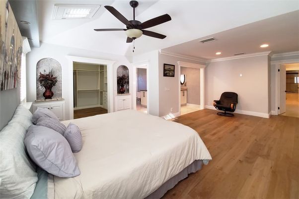 Bedroom, Interior, Recessed Lighting, Wood Texture Flooring
