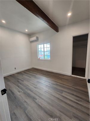 Empty room, Interior, Recessed Lighting, Wooden Beams, Wood Texture Flooring